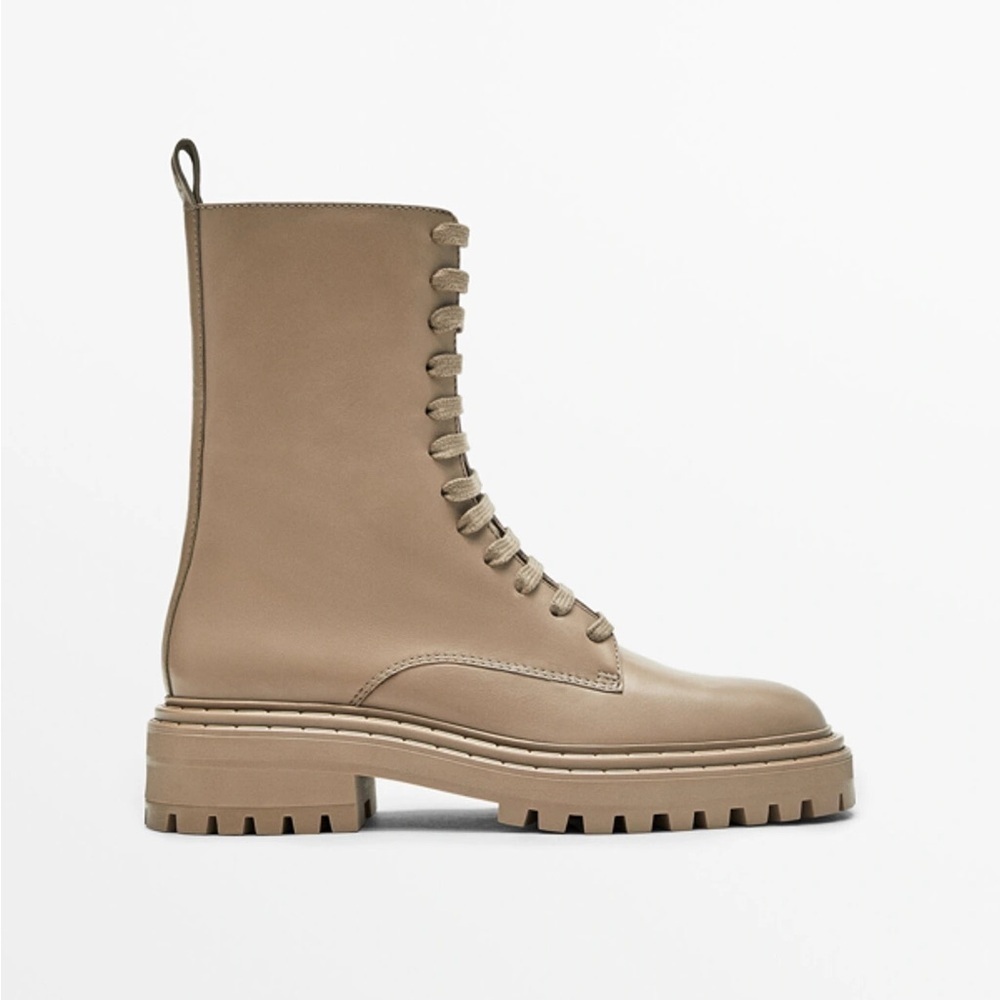 Massimo Dutti taupe leather lace up lug sole boots – size 10 (40)